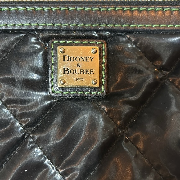Dooney & Bourke 1975 Black Puffy Diamond Quilt Leather Zip Wristlet Wallet - Picture 2 of 5